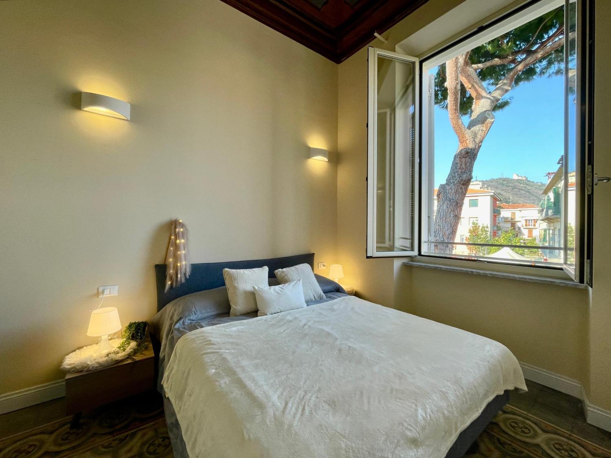 Villa Migliorini Lusso & Comfort In Finalborgo. Finale Ligure Exterior foto